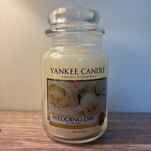 Yankee Candle Wedding Day Scent